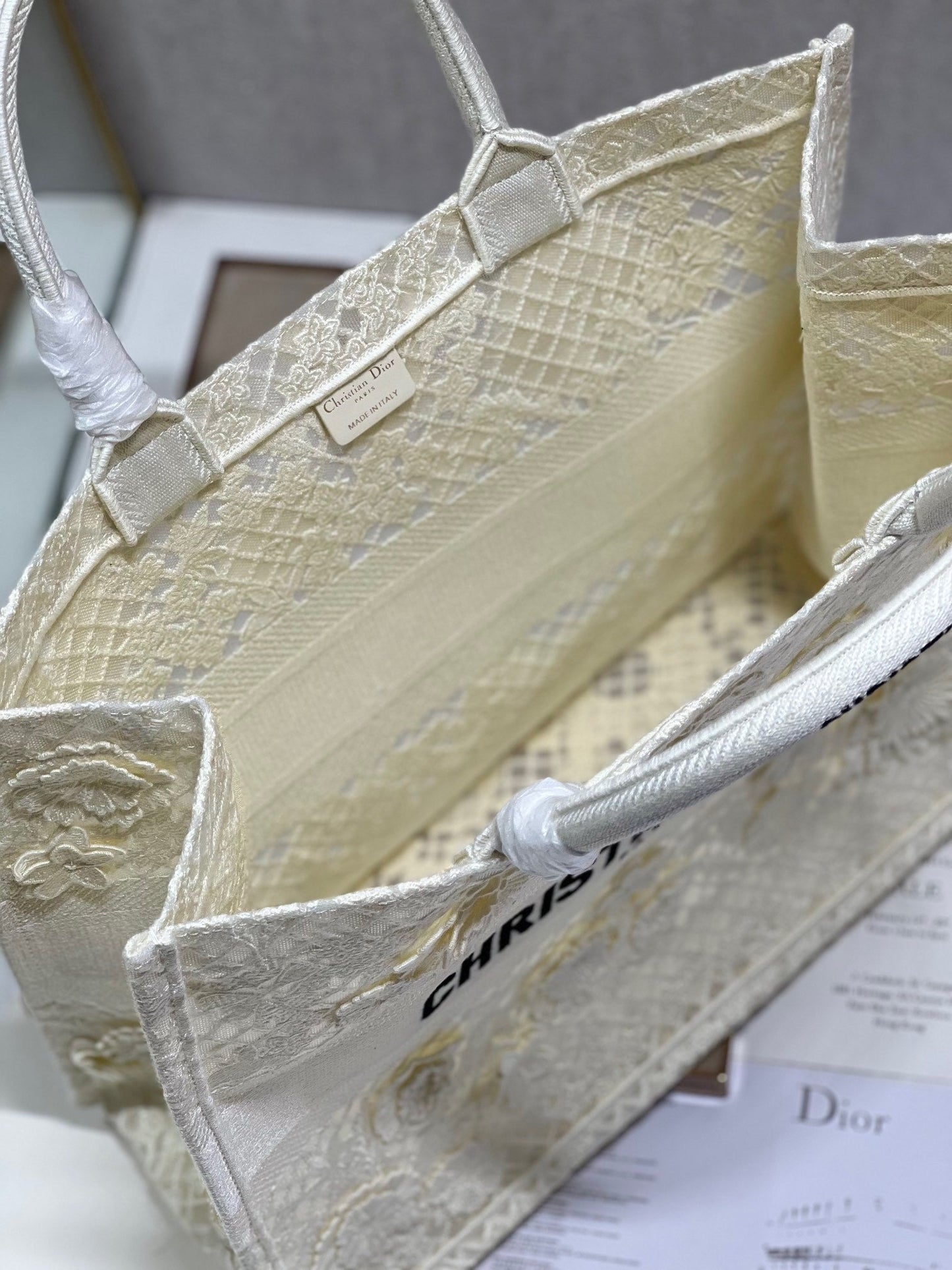 CD Fish Shreds White Book Tote 42cm Bag Canvas 336594 mysite