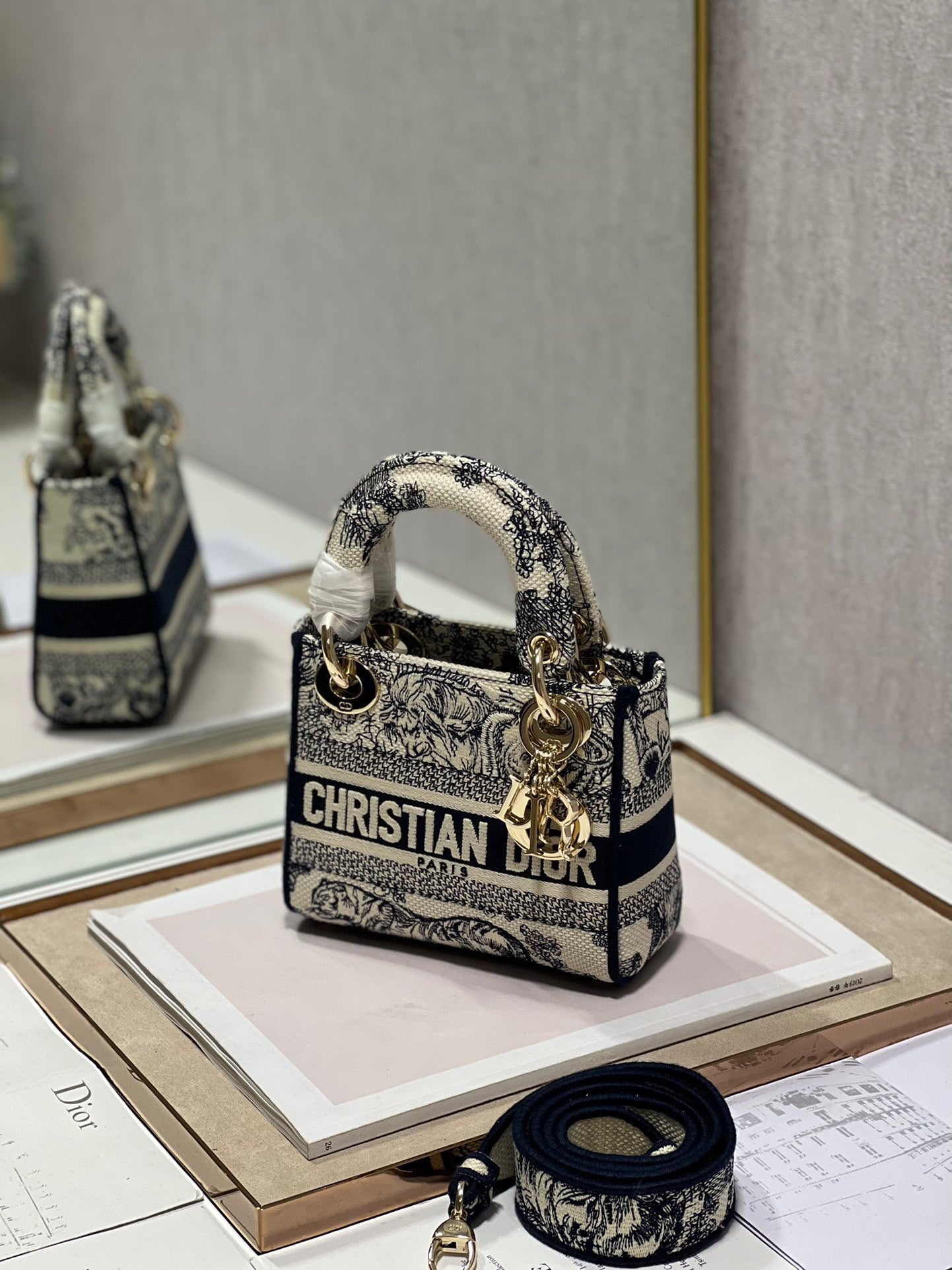 CD Old Blue Tiger 17 Lady Dior Bag Canvas 336742 mysite