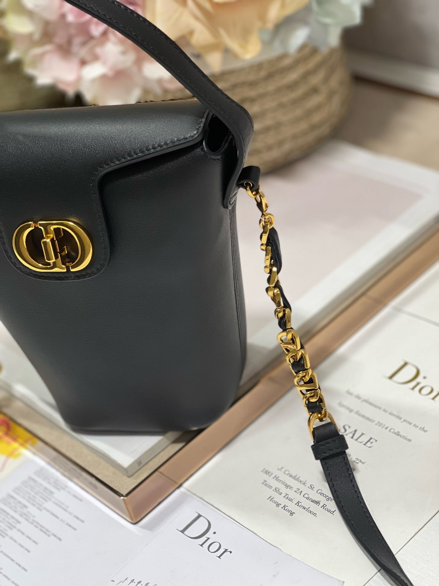 CD Montaigne Large Chain Bucket Bag Black Calfskin 336800 mysite