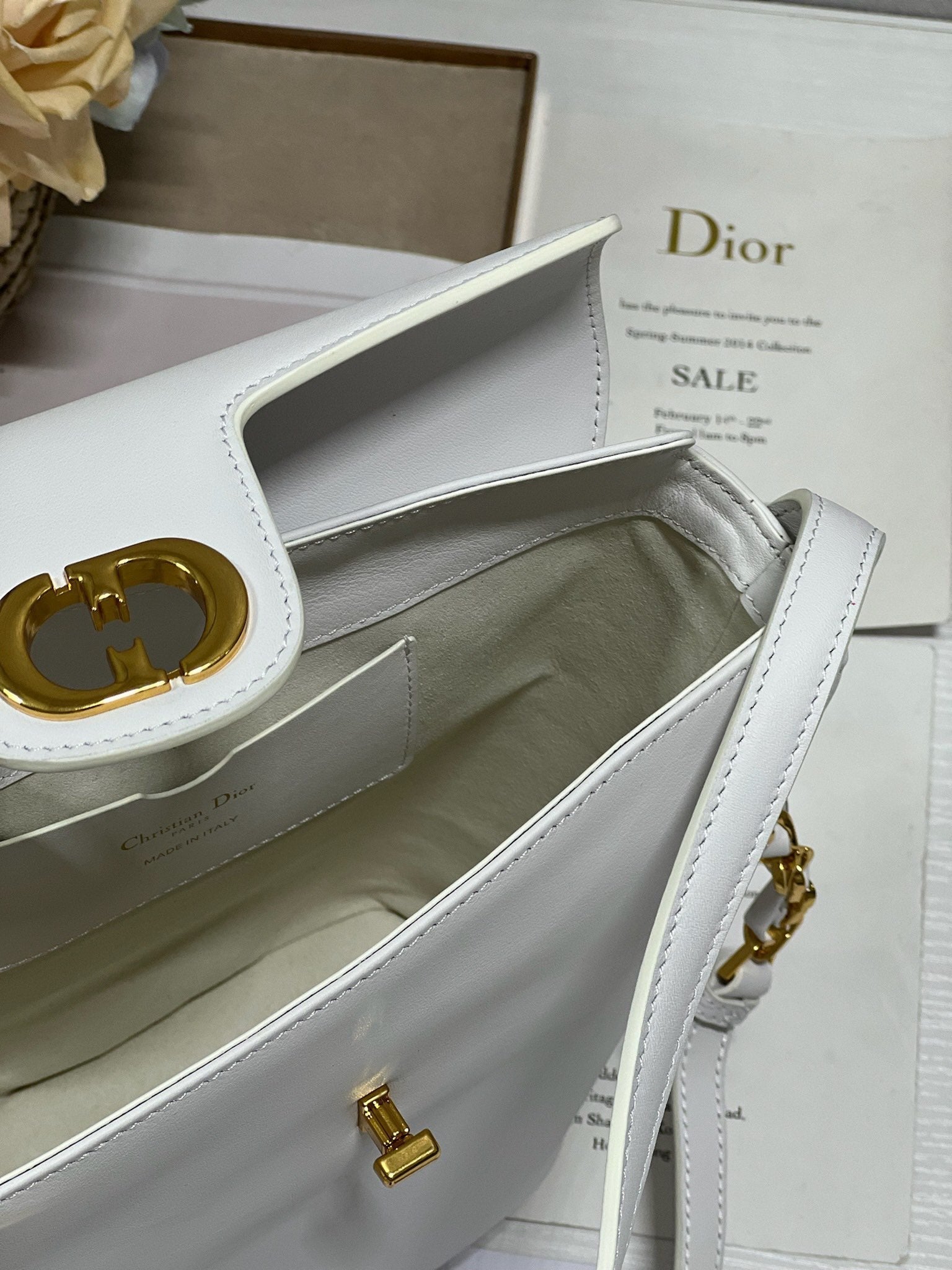 CD Montaigne Large Chain Bucket Bag White Calfskin 336797 mysite