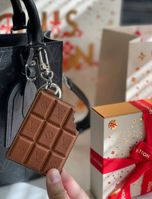 🍫 L&V Chocolate - Style Leather Keychain & Bag Charm 🍫s mysite