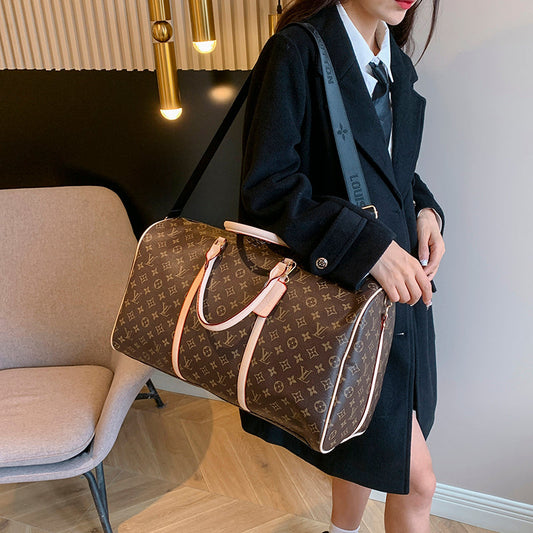 L-Luxury Monogram Travel Bag – Elegance On the Go-1-2 mysite