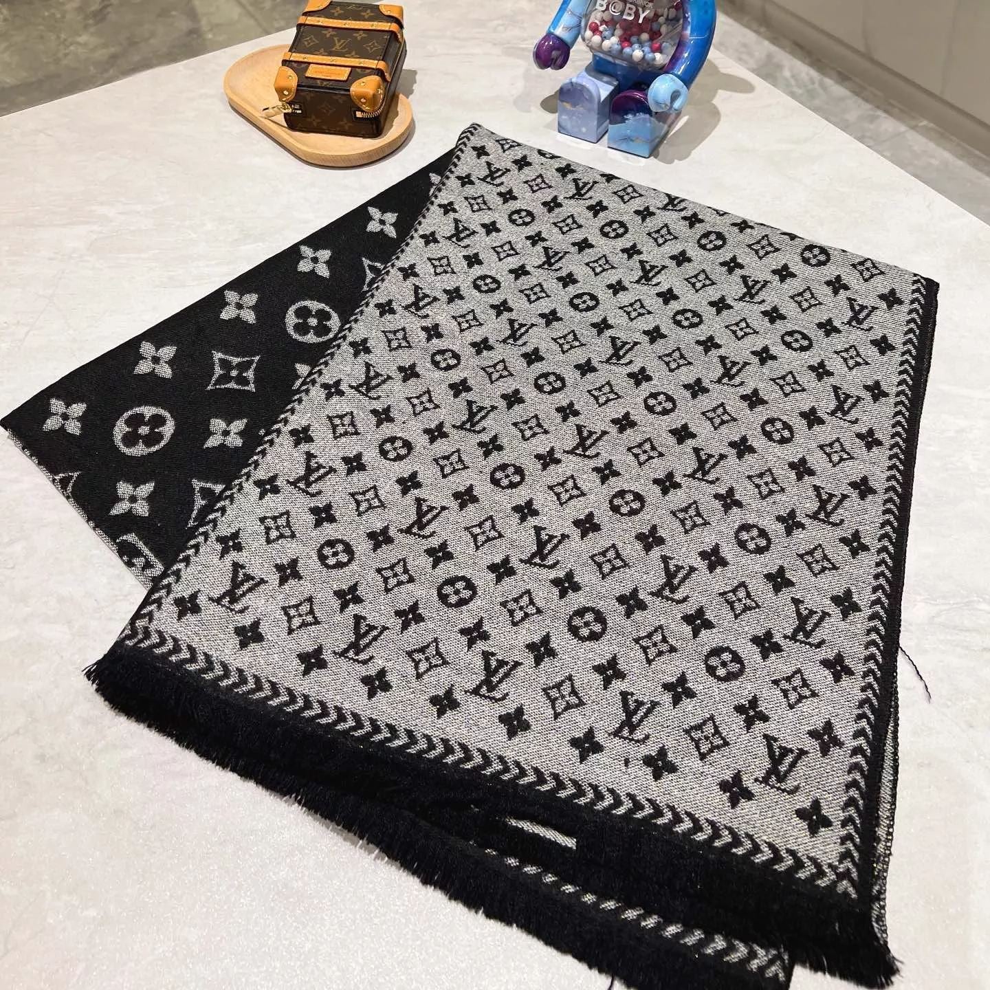 Color Block Letter Border Jacquard Scarf mysite