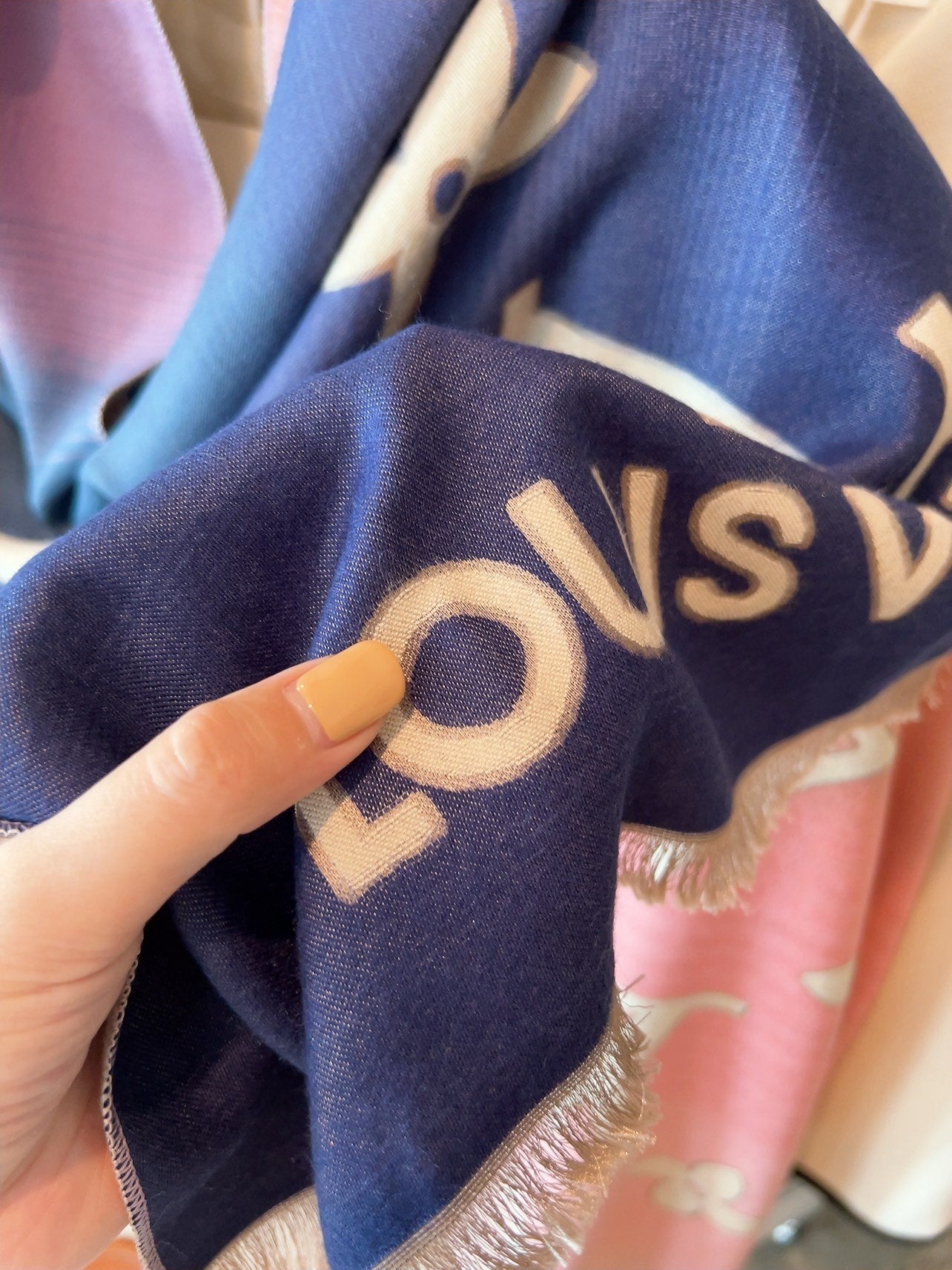 Reykjavik Gradient Cashmere Scarf Shawl mysite