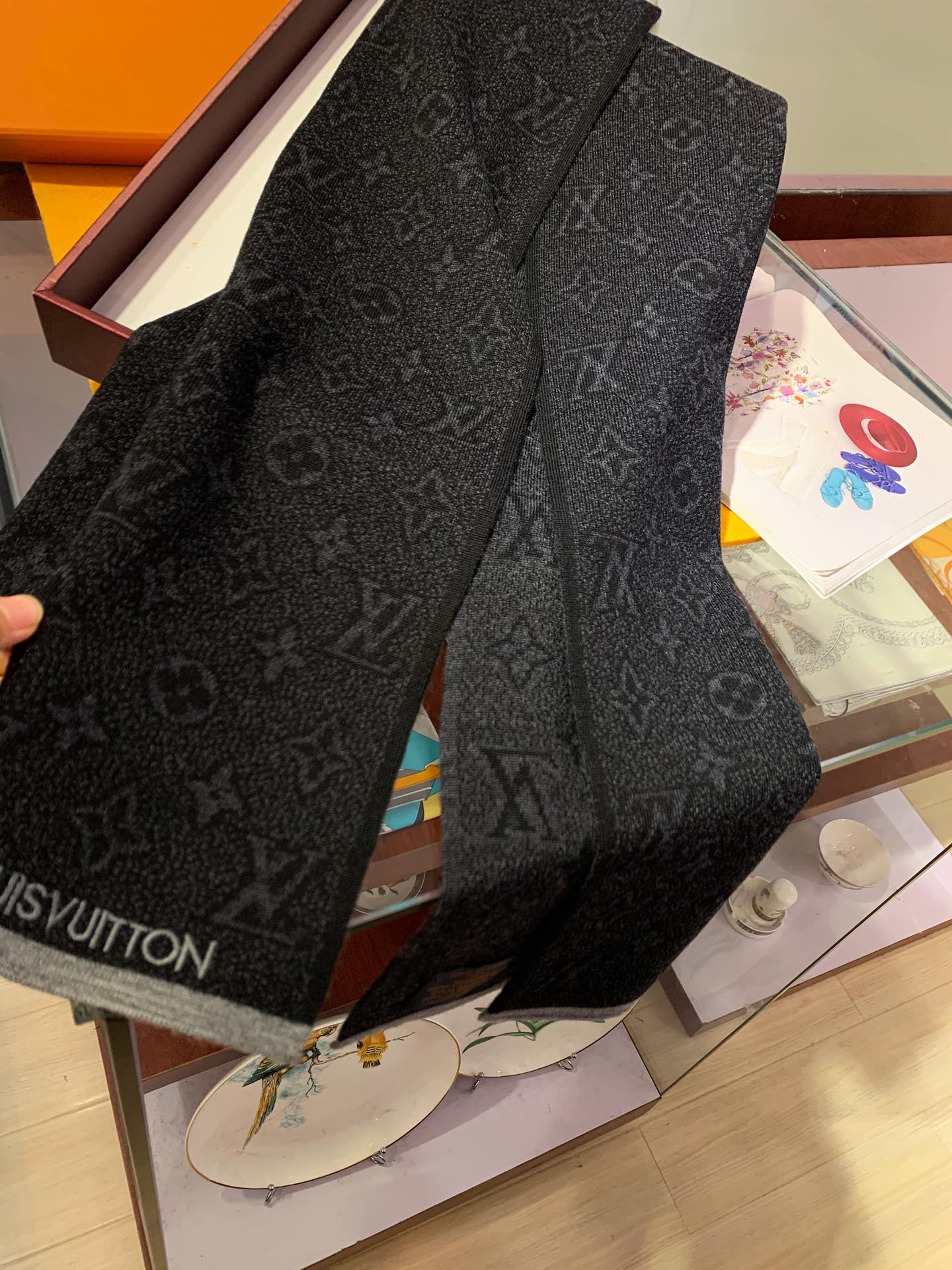 Monogram Men's Knitted Scarf mysite