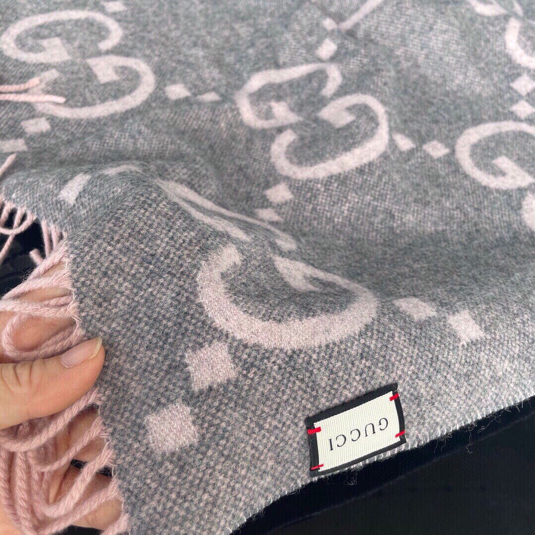 Classic Large Letter Jacquard Cashmere Scarf mysite