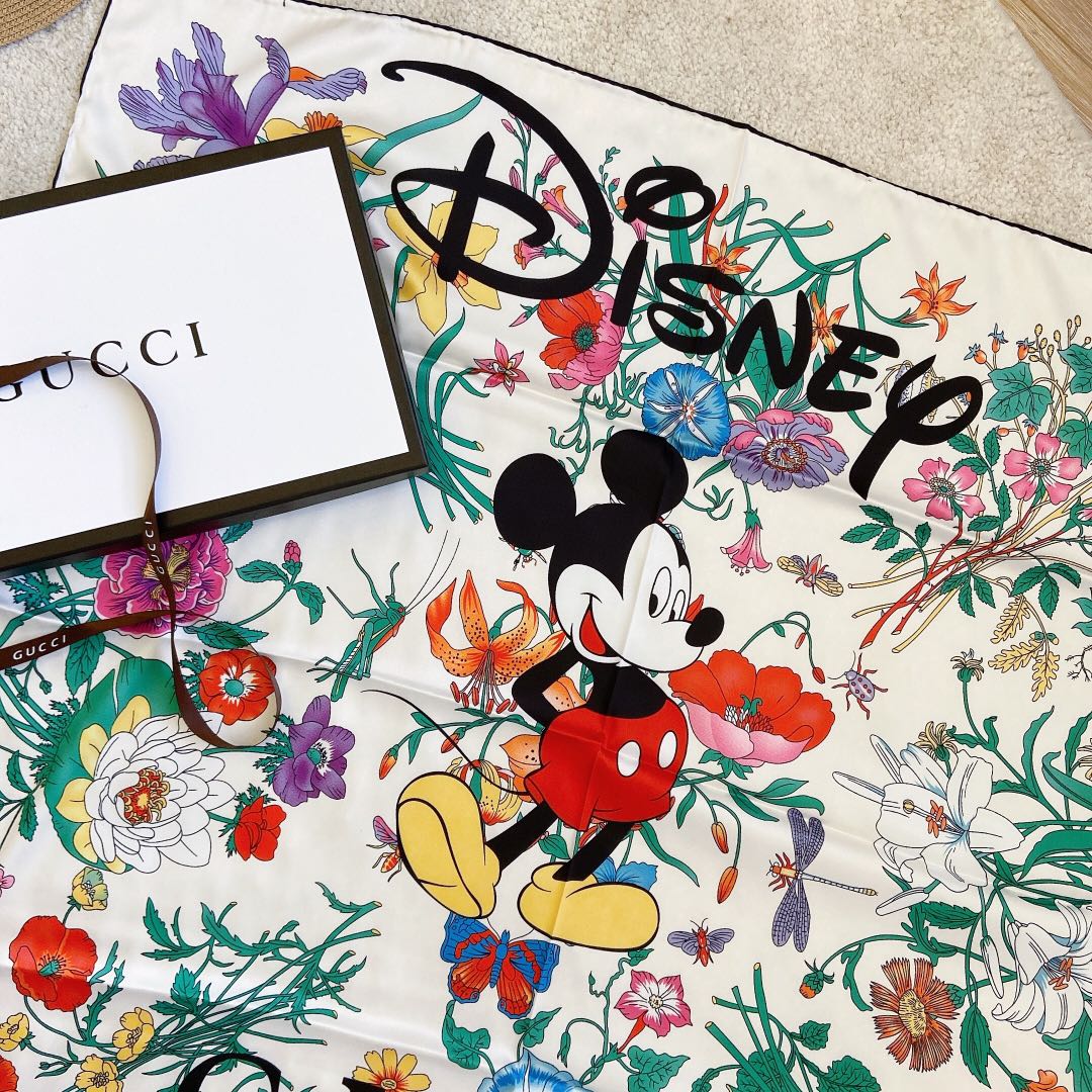 Collaboration Mickey Square Scarf mysite