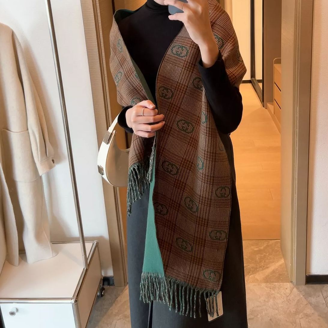 Premium Double-sided Cashmere Fringed Scarf mysite