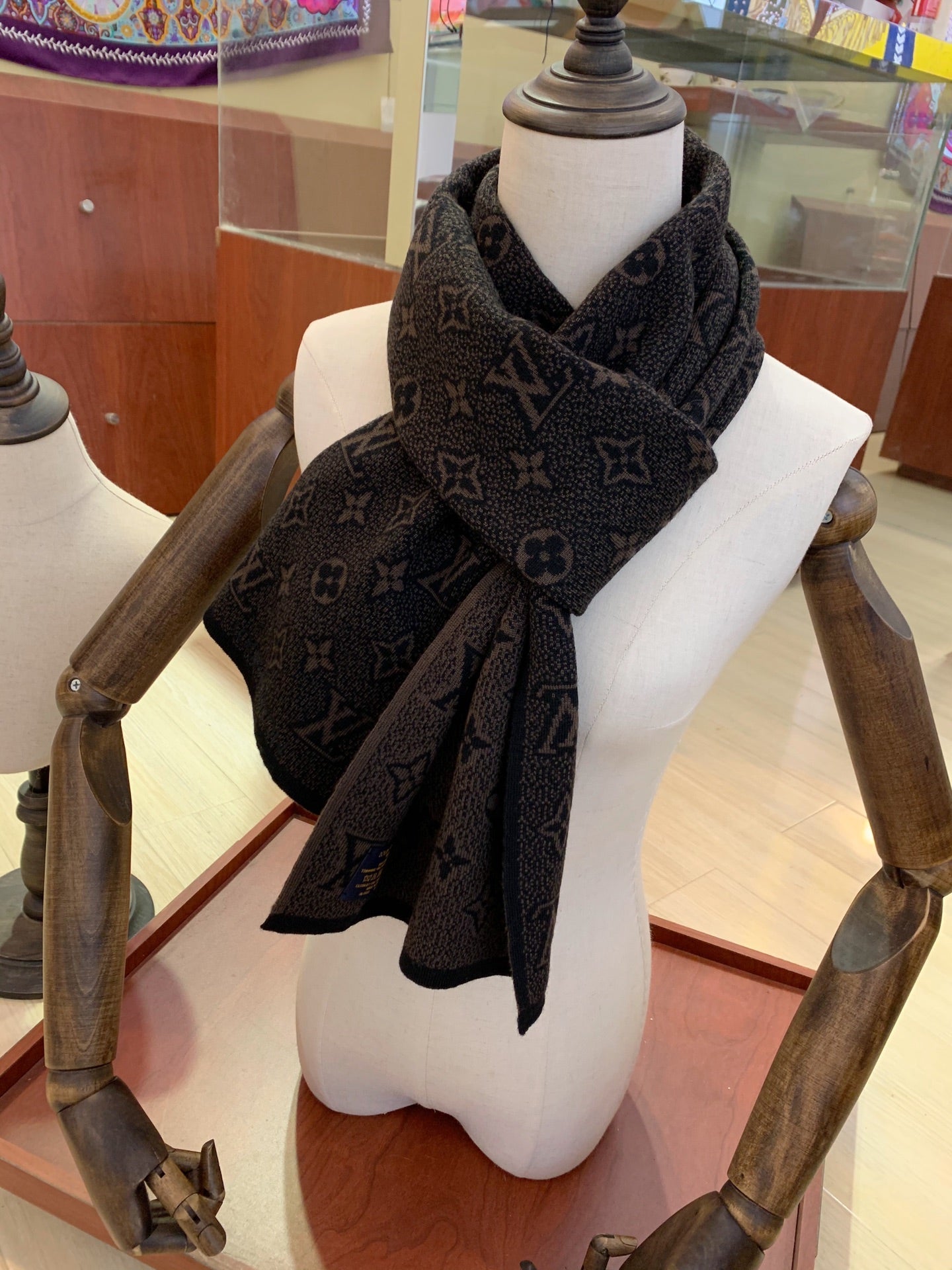 Monogram Men's Knitted Scarf mysite