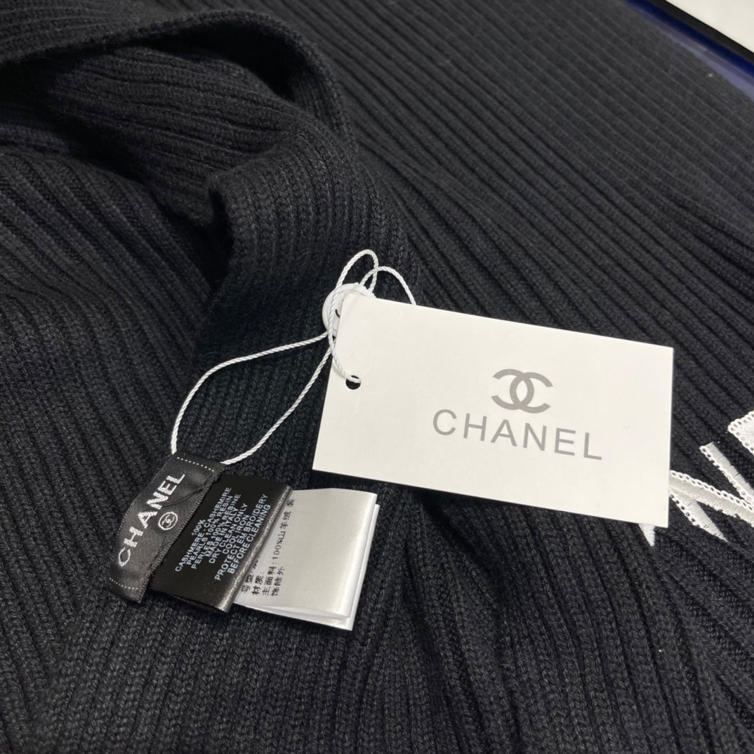 Cashmere Double Embroidered Vertical Knit Scarf mysite