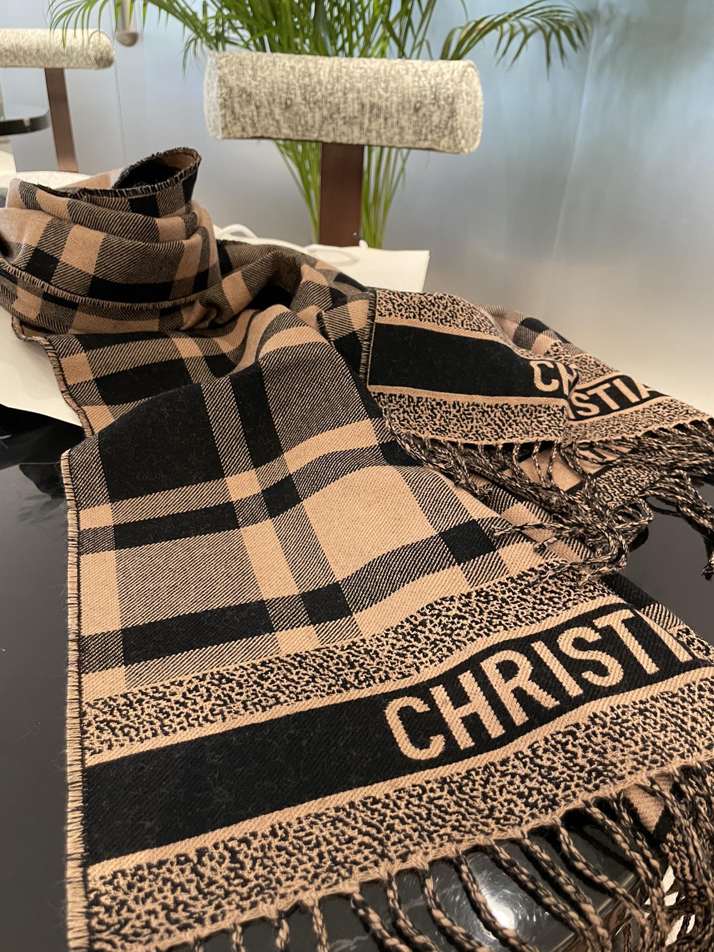 Classic Plaid Fringed Cashmere Scarf Shawl mysite