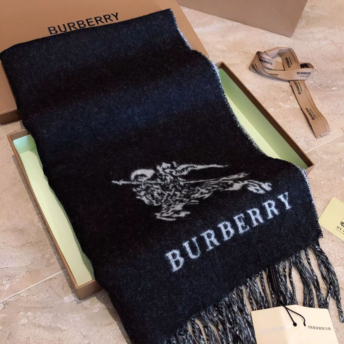Simple Solid Monogram Fringed Wool Scarf mysite