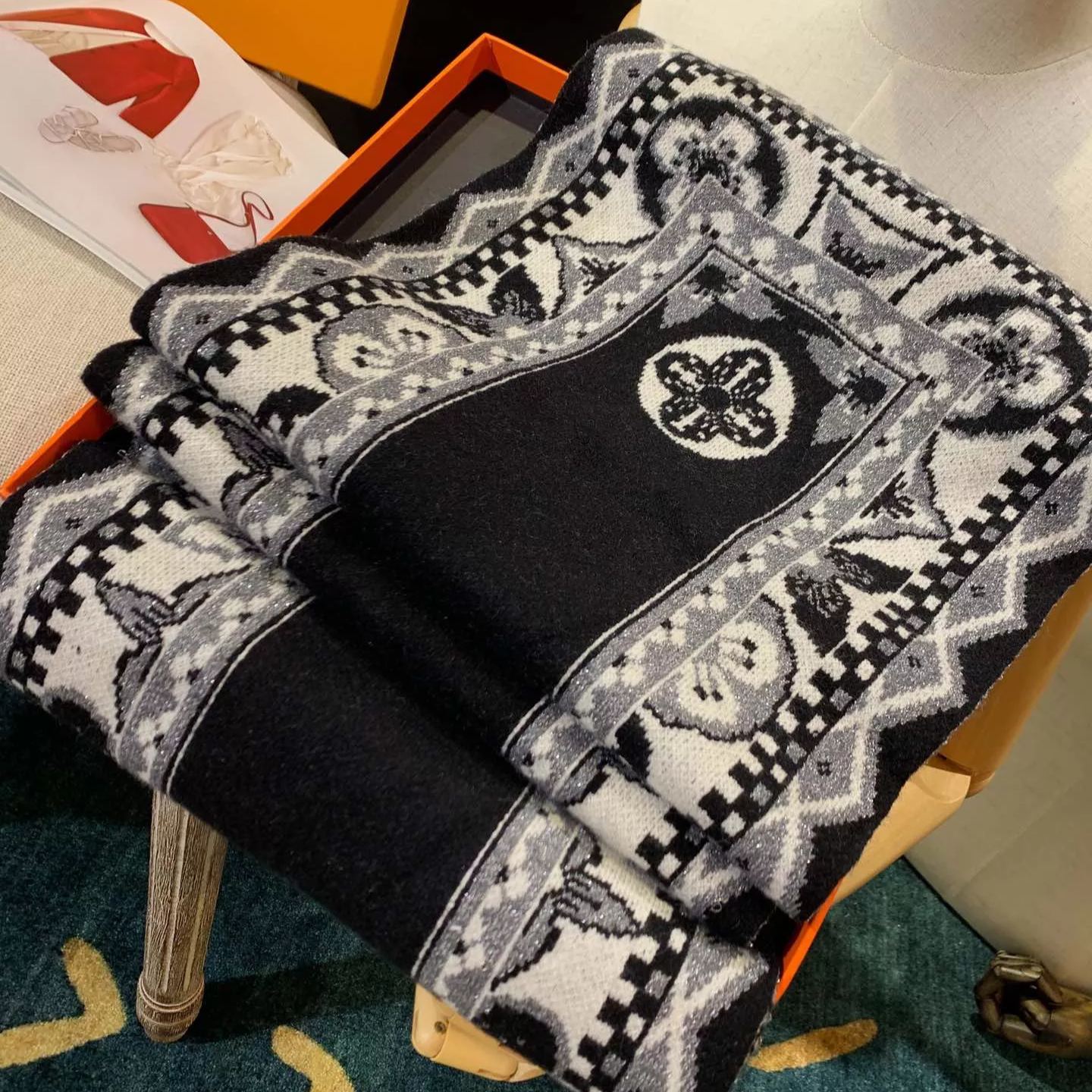 Unique Knit Pattern Cashmere Scarf mysite