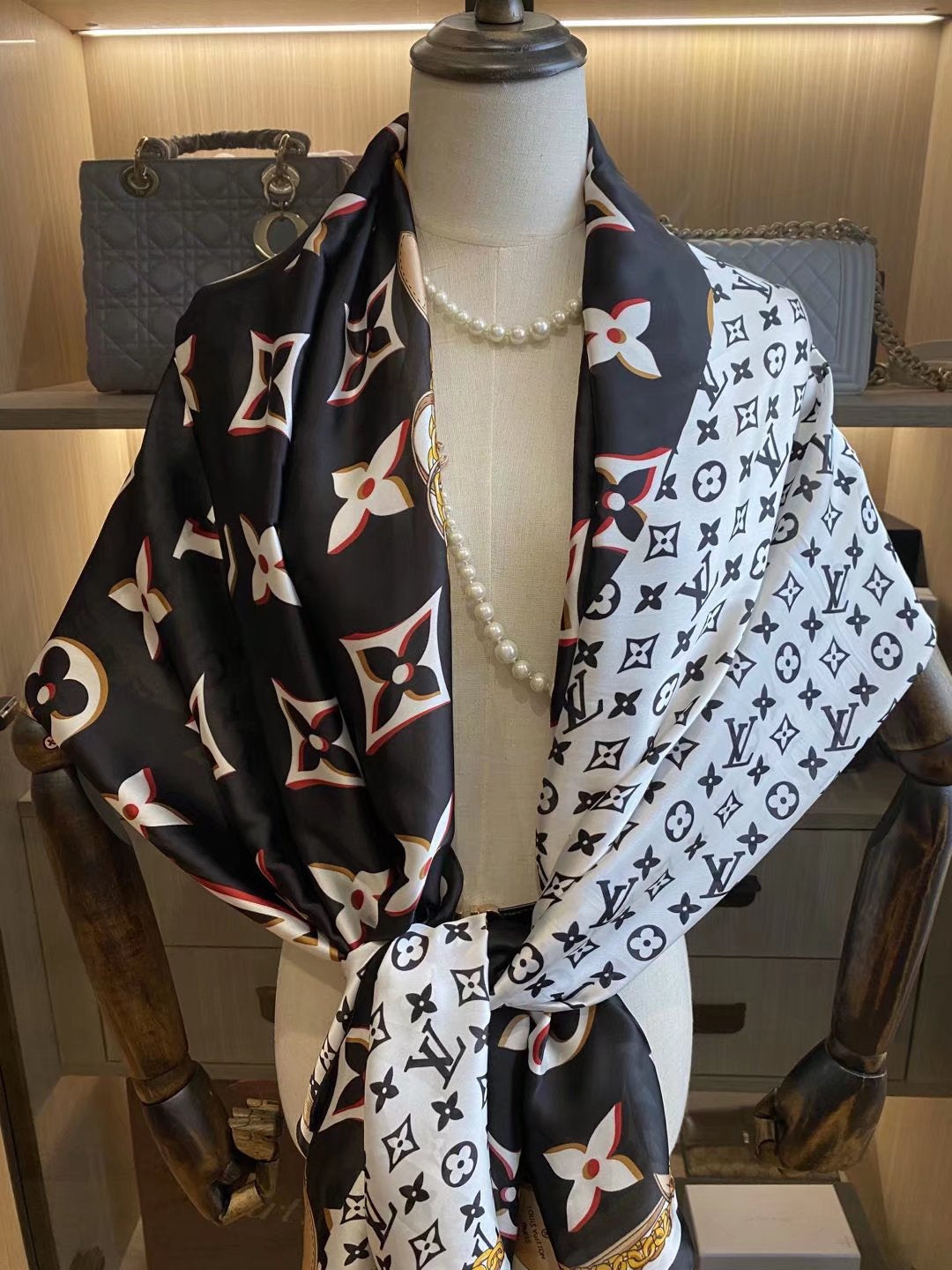 Four-leaf Clover Satin Scarf Shawl mysite