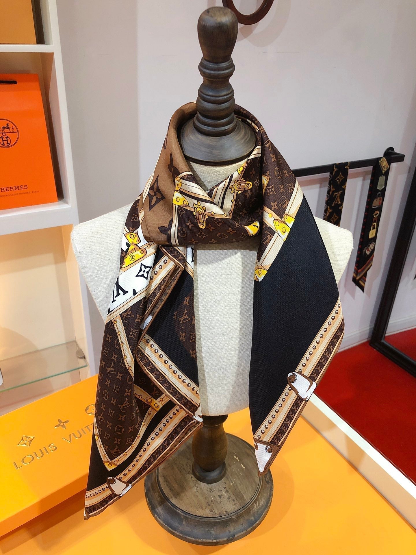 Square Scarf mysite