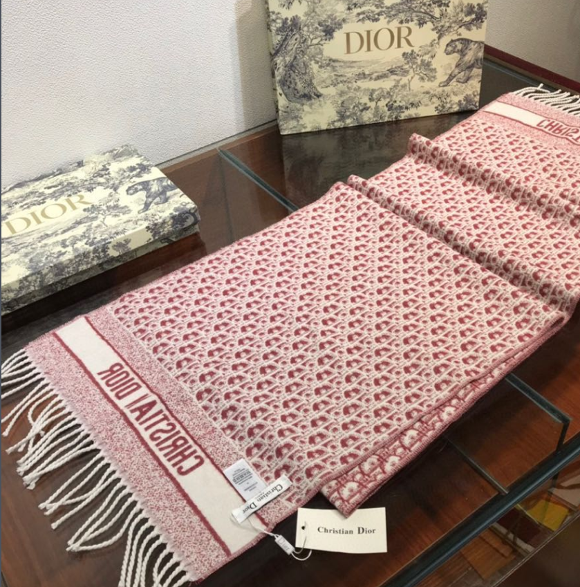 Versatile Monogram Jacquard Fringe Scarf mysite
