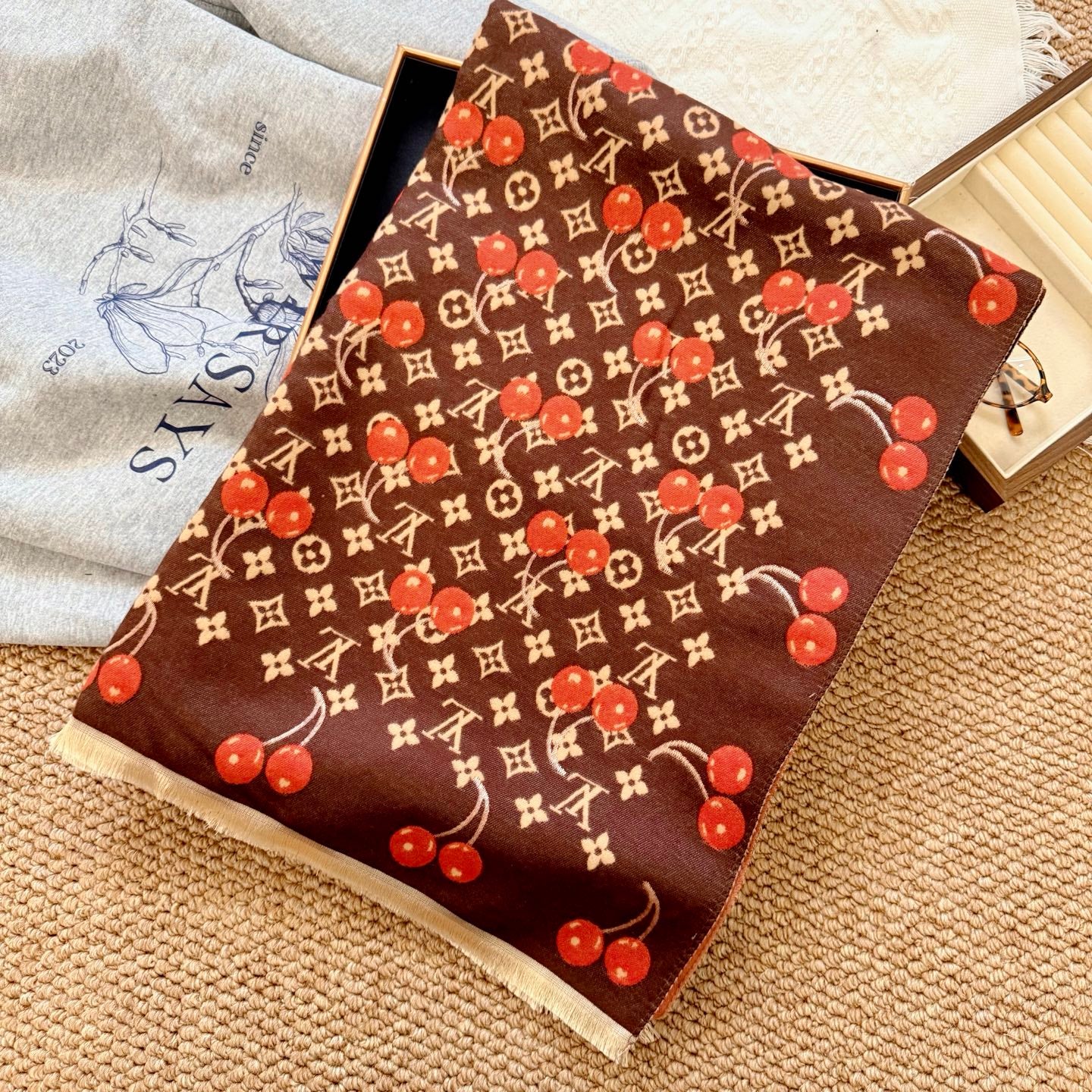 Soft cashmere cherry scarf mysite