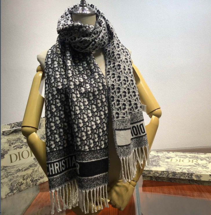 Versatile Monogram Jacquard Fringe Scarf mysite