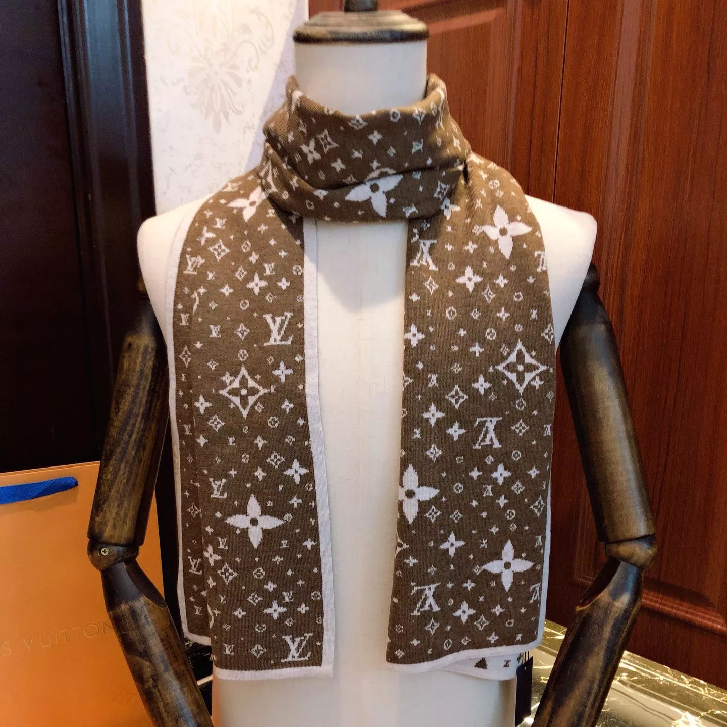 Classic Monogram Cashmere Jacquard Knit Scarf mysite