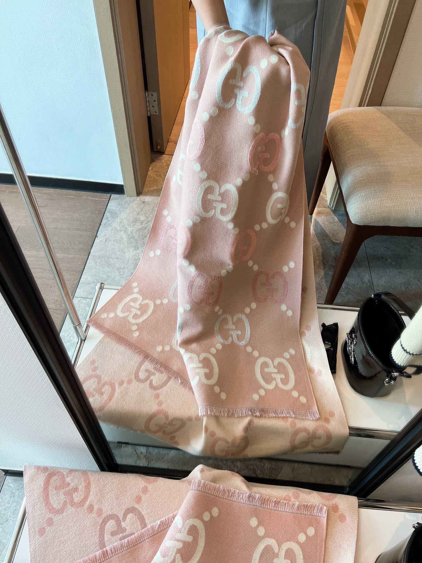 Versatile Monogram Jacquard Letter Scarf Shawl mysite