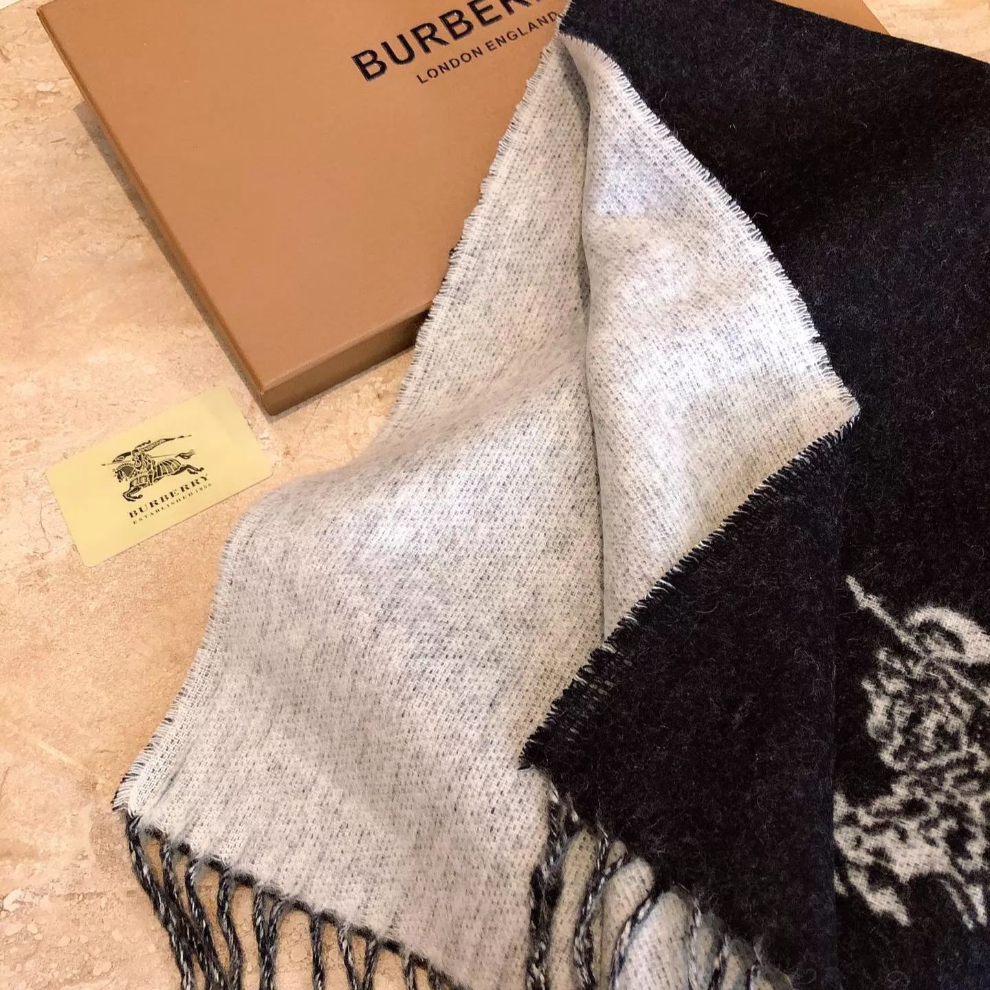 Simple Solid Monogram Fringed Wool Scarf mysite
