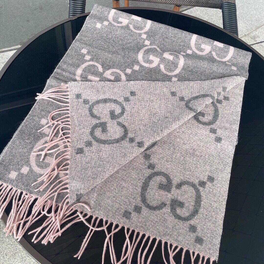 Classic Large Letter Jacquard Cashmere Scarf mysite