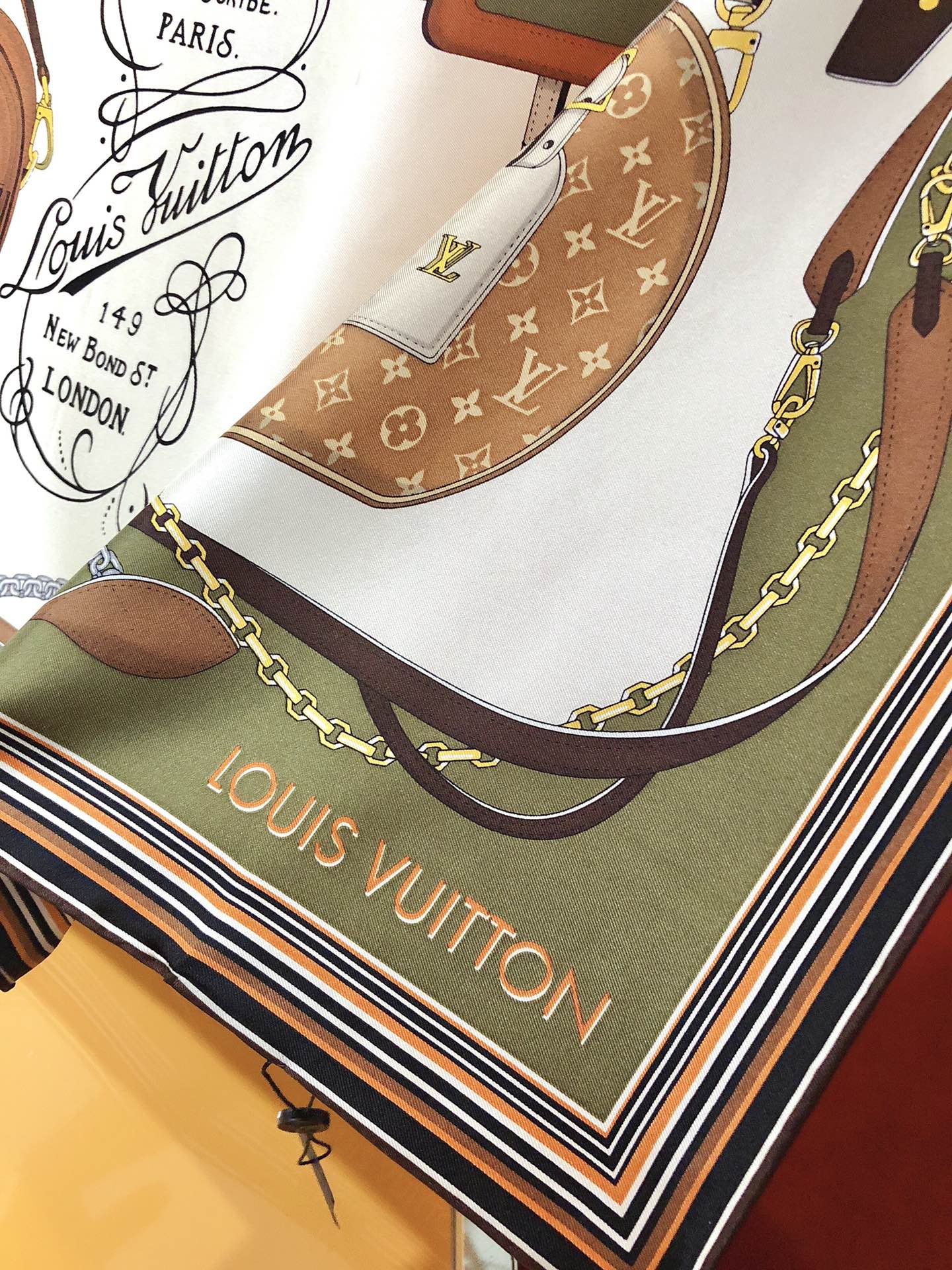 TREASURE Square Scarf mysite