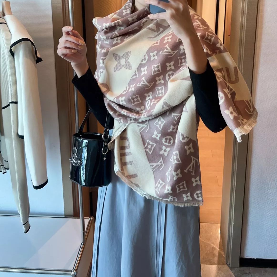 Versatile Logomania Cashmere Scarf Shawl mysite