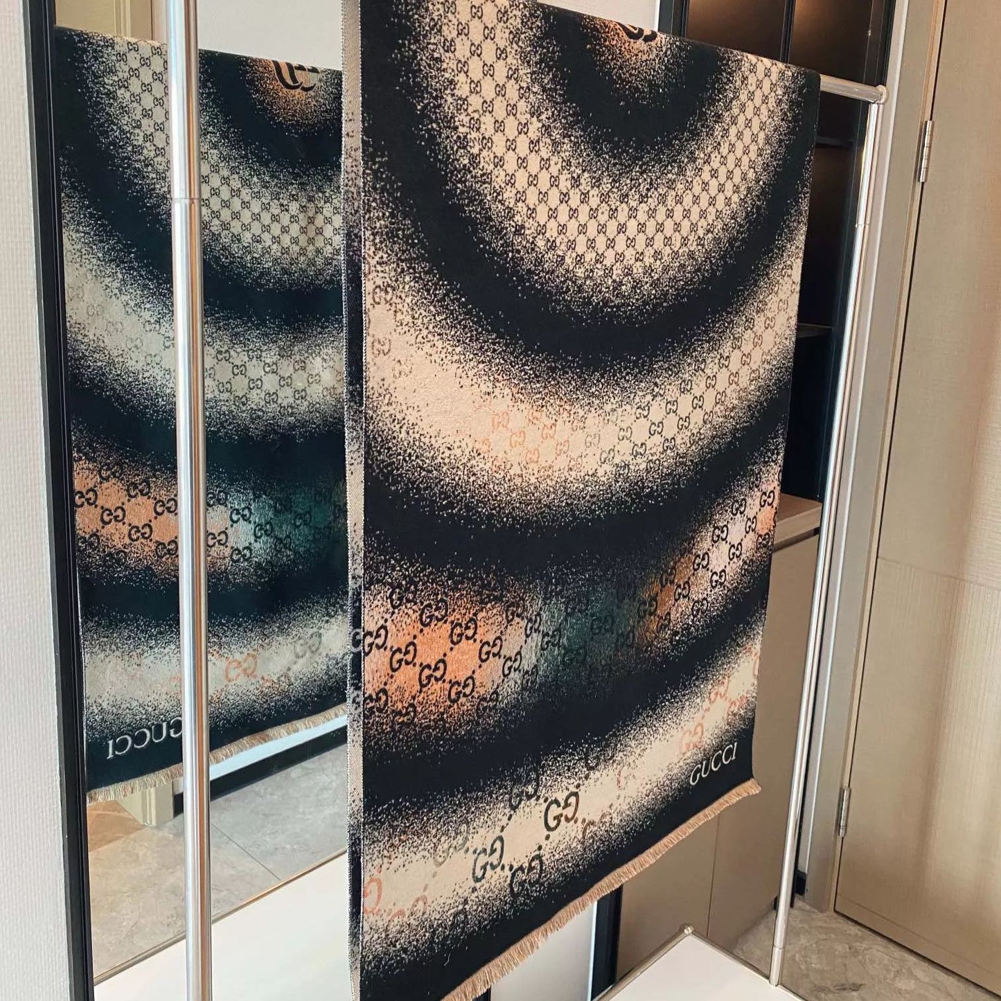 Individuality  Ombre Cashmere Scarf mysite