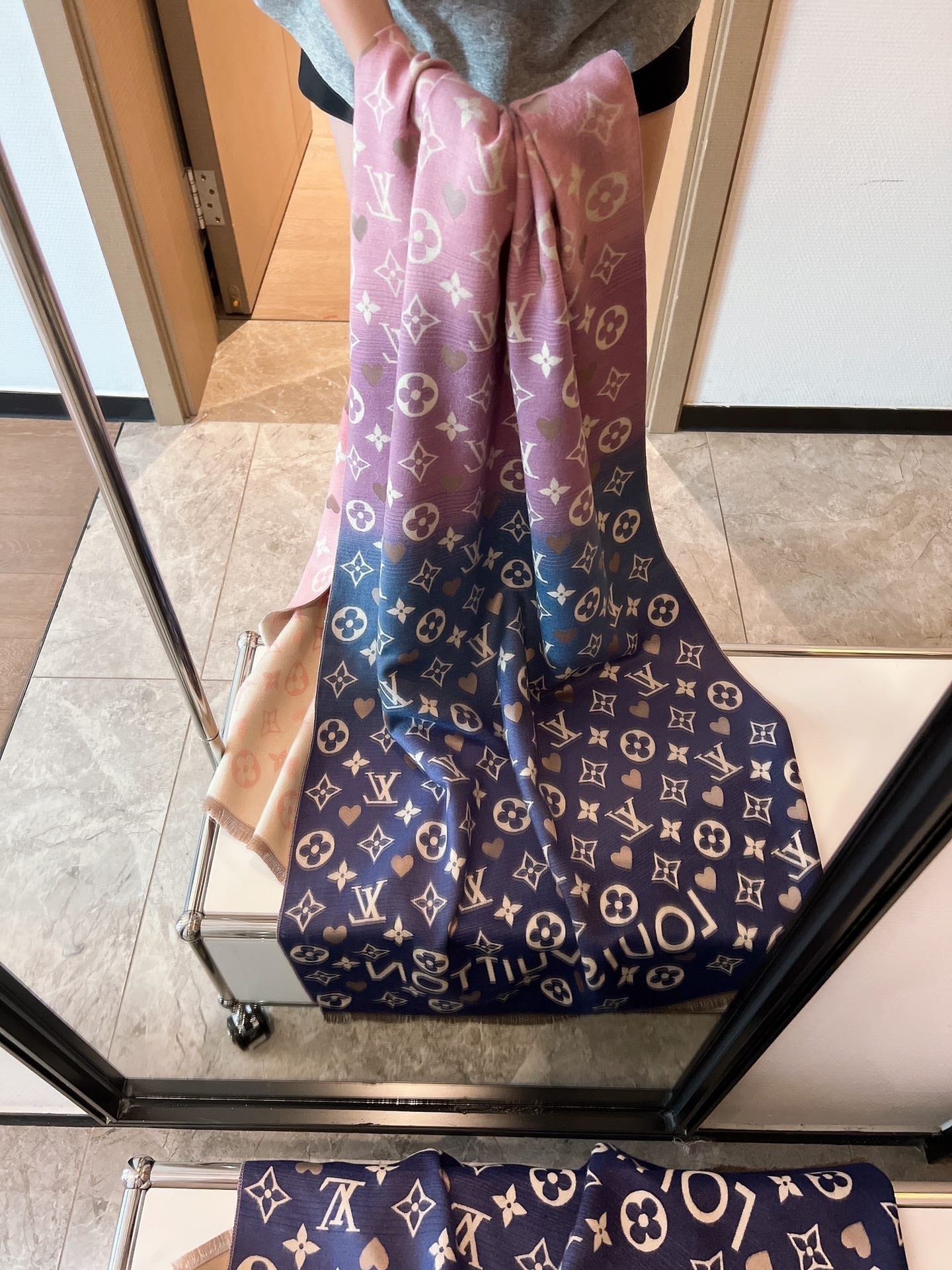 Gradient Heart Monogram Scarf Shawl mysite