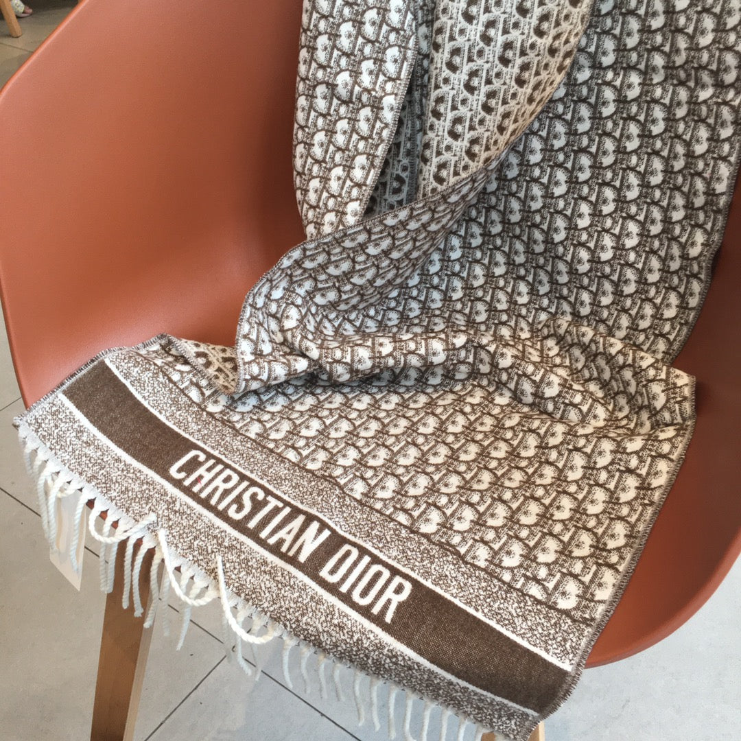 Versatile Monogram Jacquard Fringe Scarf mysite