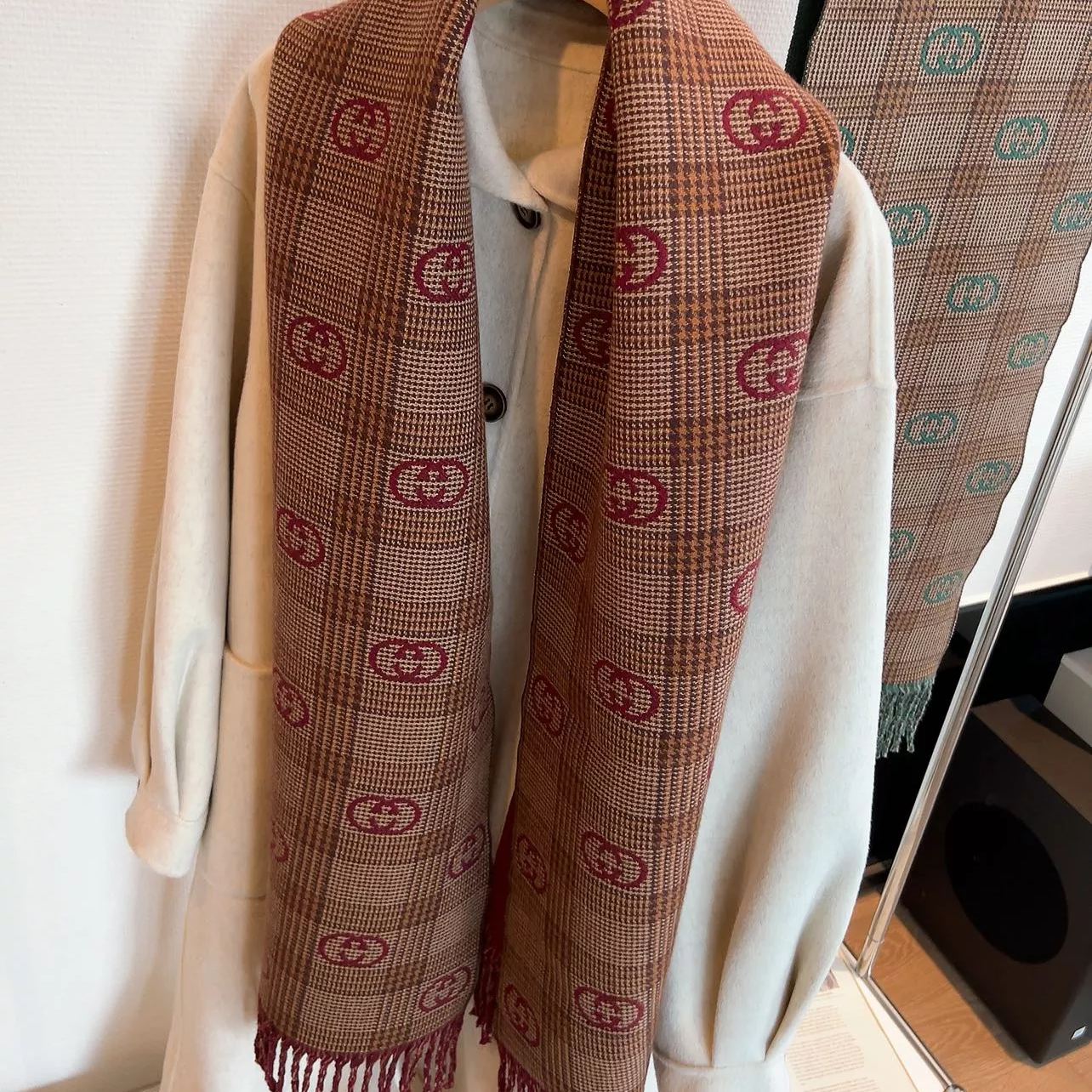 Premium Double-sided Cashmere Fringed Scarf mysite