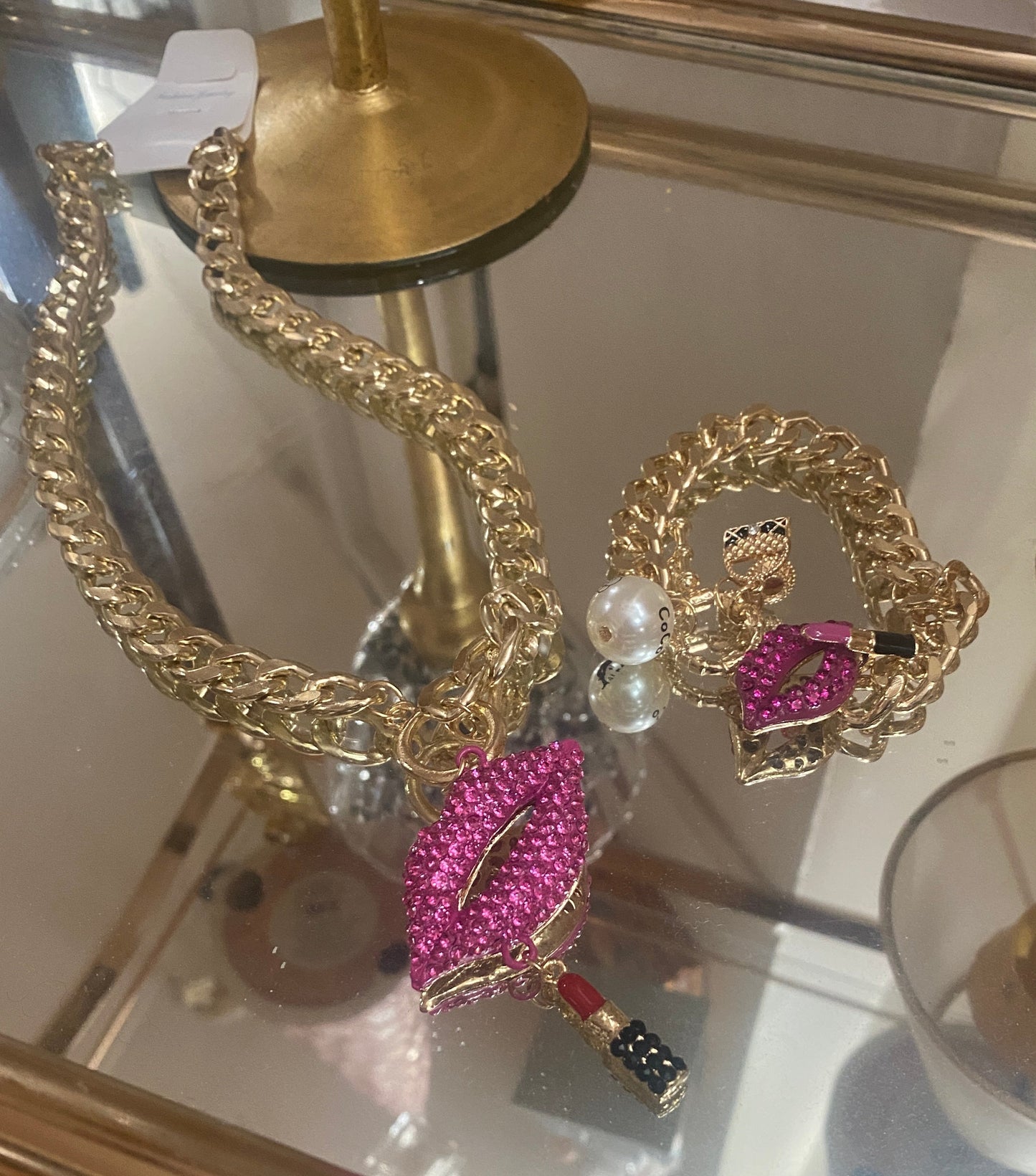 Choker Necklace