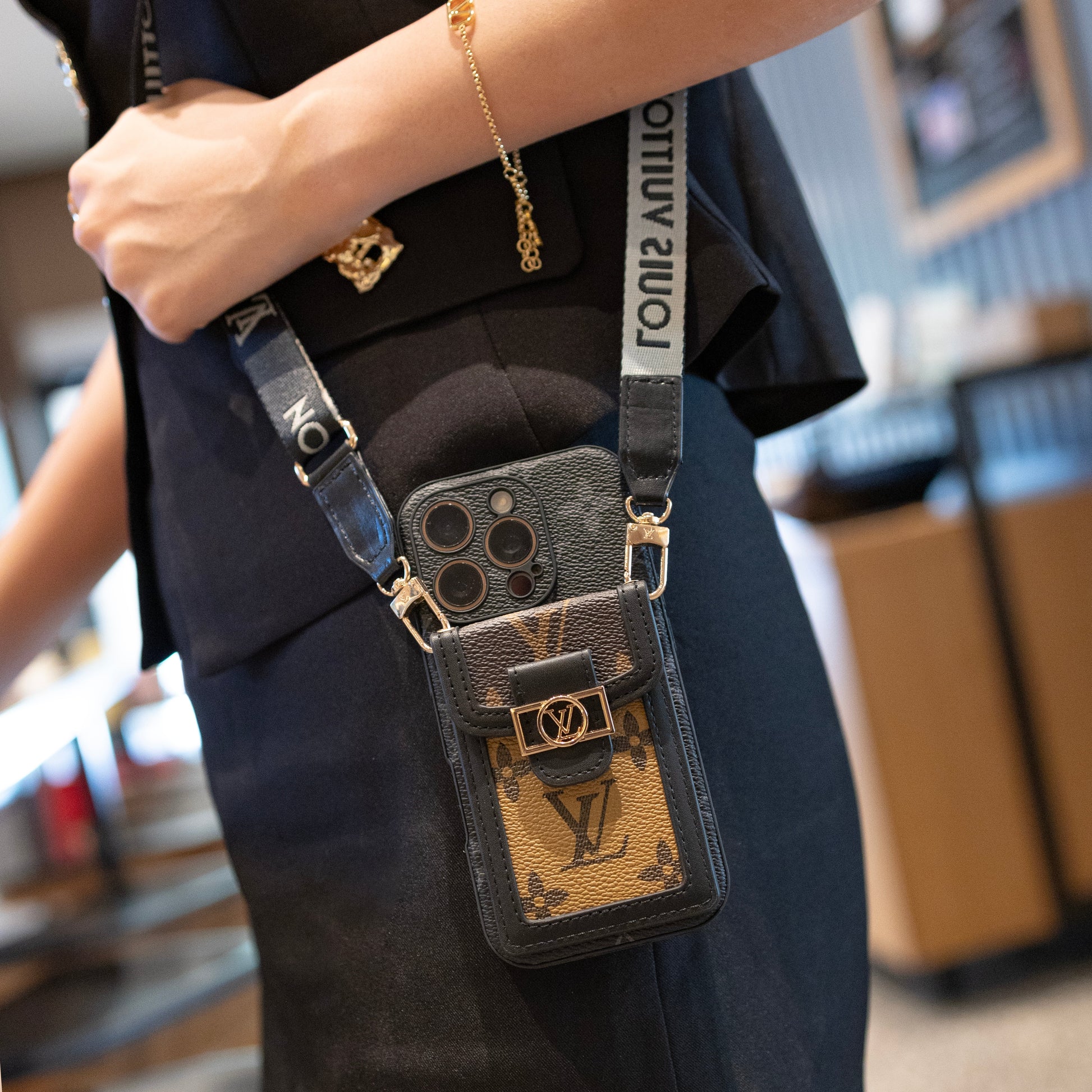 Lou Card Holder Crossbody iPhone Case-ss mysite