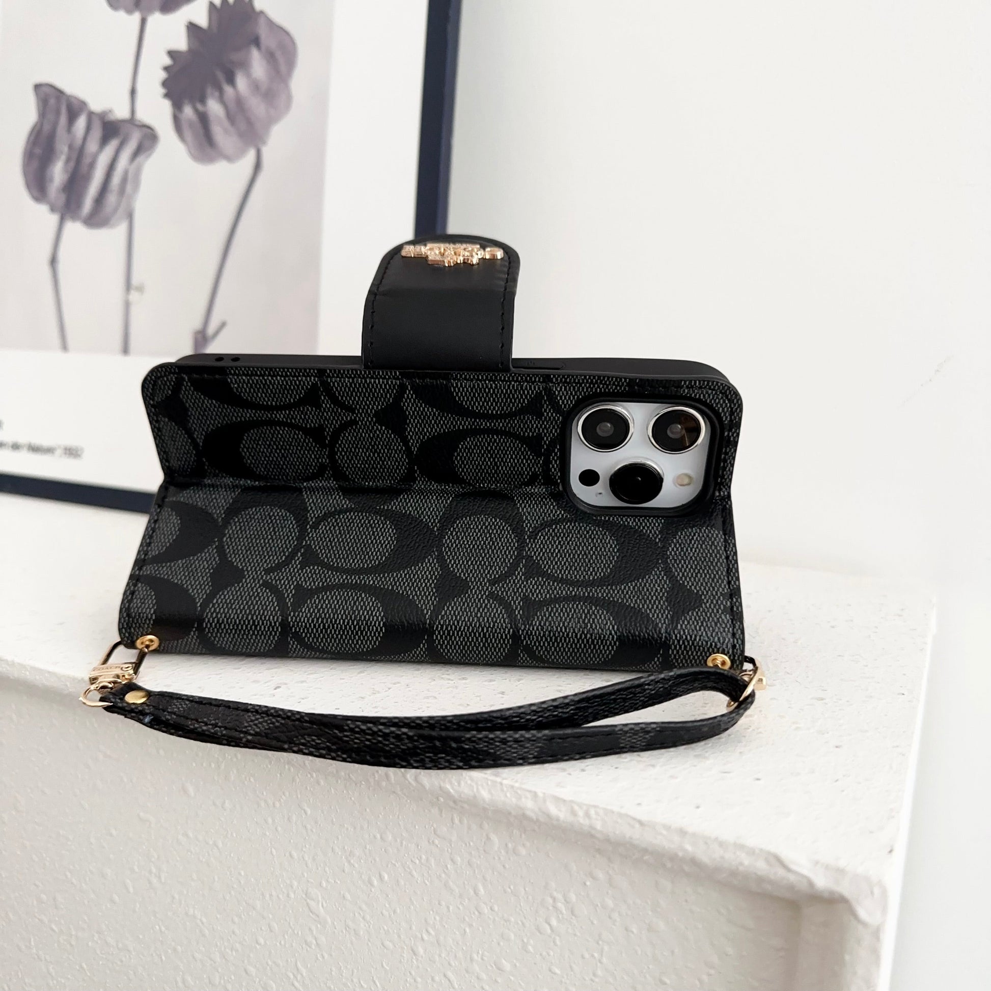 Coach iPhone Case  Leather Flip Case with Card Holder Black-PTK241622-ss mysite