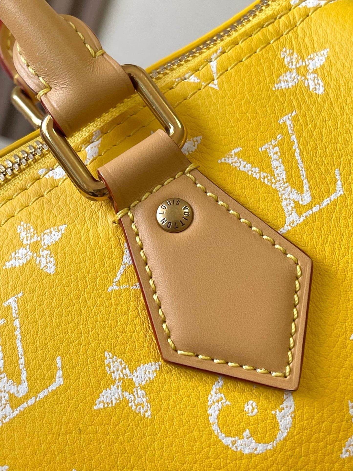 speedy p9 bandouliere 25cm yellow calfskin mysite