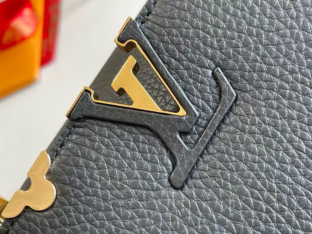 LV Capucines Handbag 27cm  Black Gold Cowhide mysite