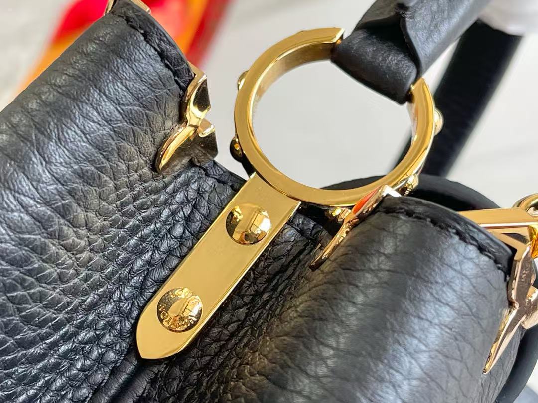 LV Capucines Handbag 27cm  Black Gold Cowhide mysite