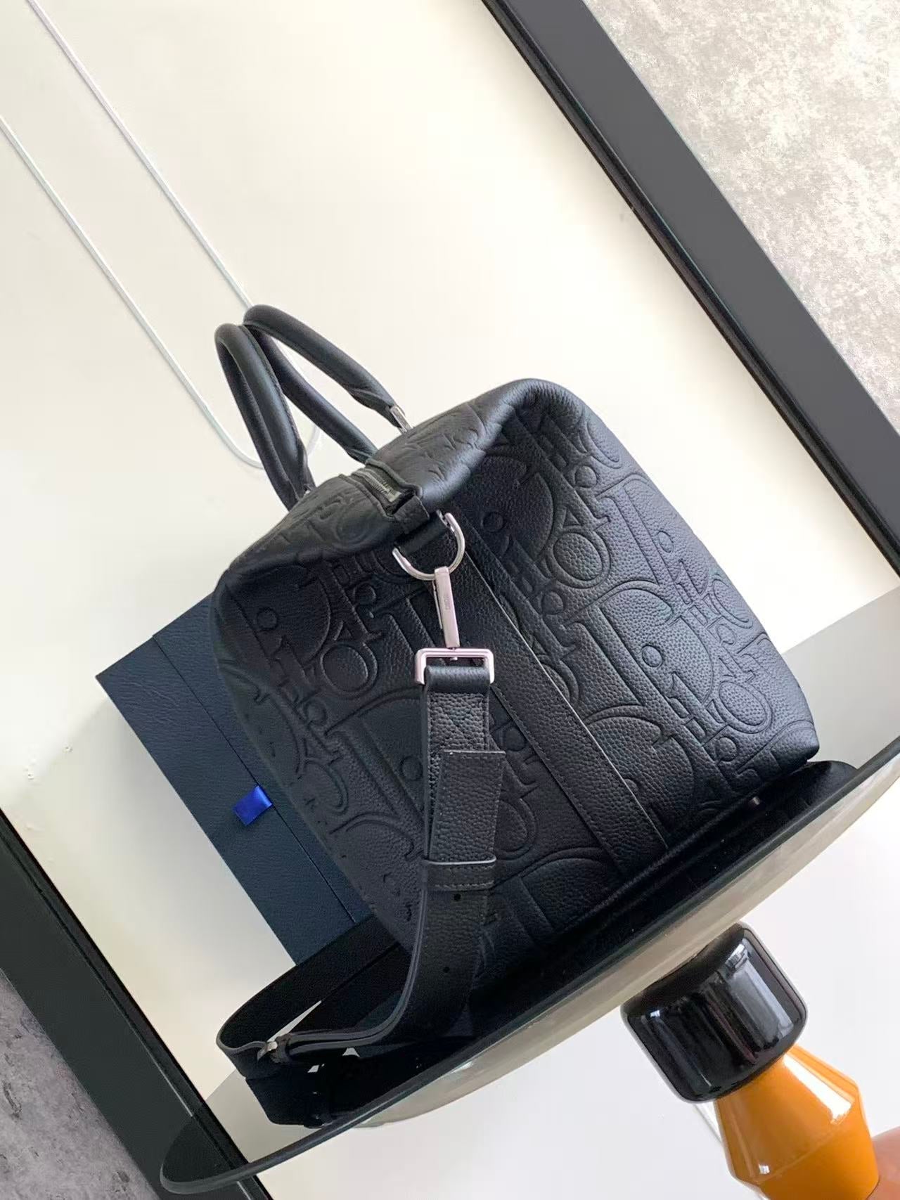 Weekender 40 Black Dior Gravity Leather and Black Grained Calfskin mysite