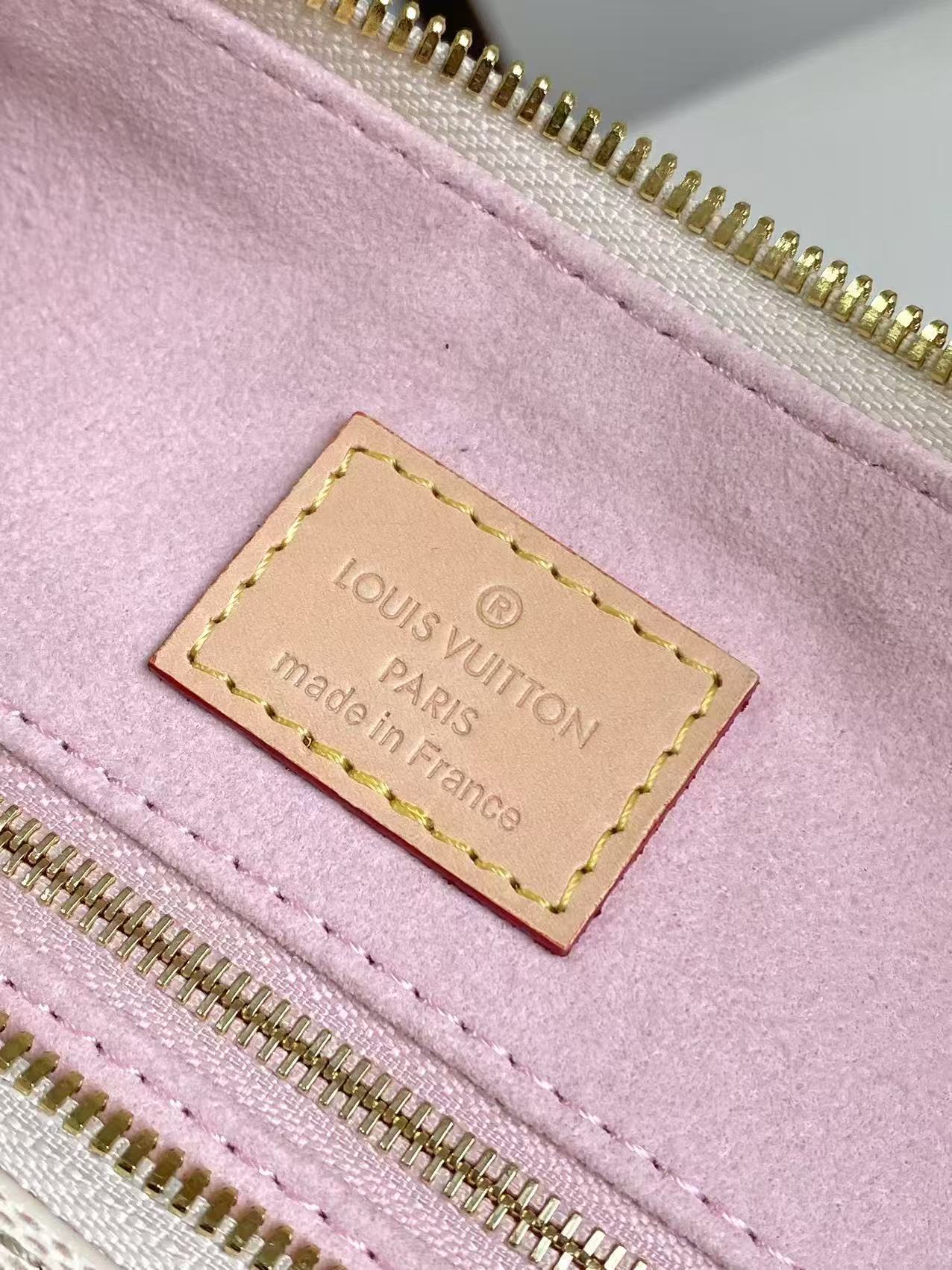 Slouchy PM 33cm Black White Damier Azur Coated Canvas & Cowhide mysite