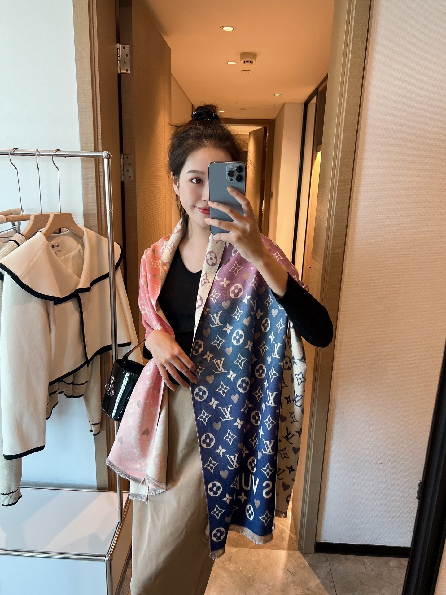 Gradient Heart Monogram Scarf Shawl mysite
