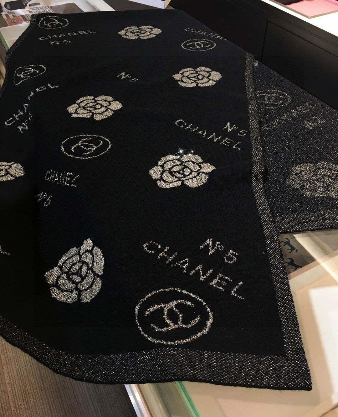 Camellia 100% Cashmere Scarf mysite