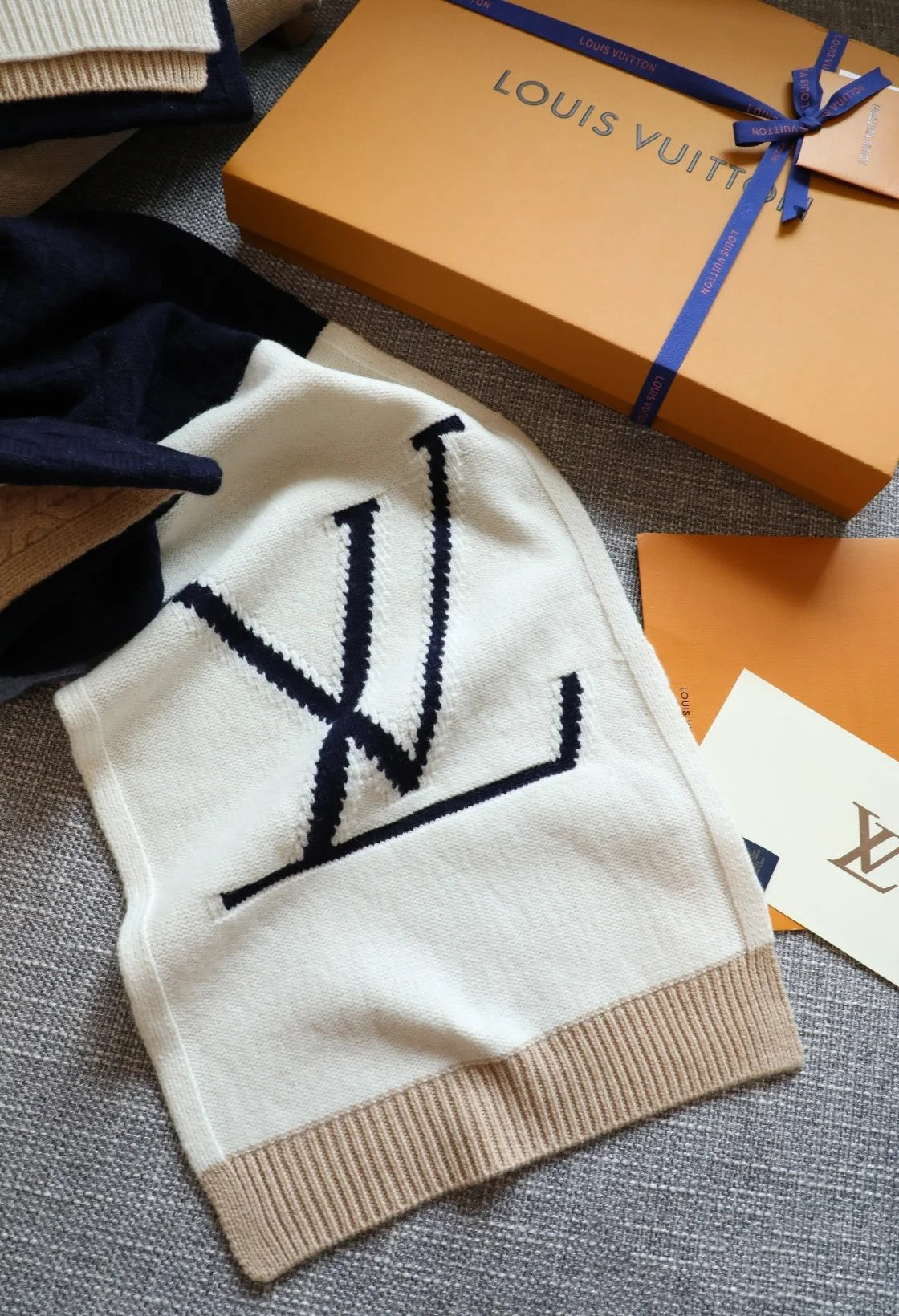 Soft Jacquard Knit Cashmere Scarf mysite