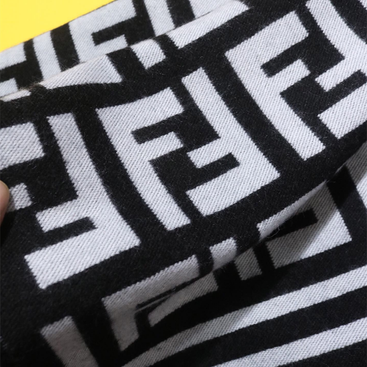 Unisex F Letter Double-sided Scarf mysite