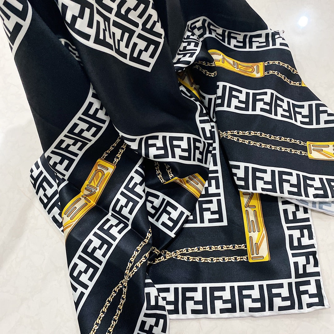 Chain Element Square Scarf mysite