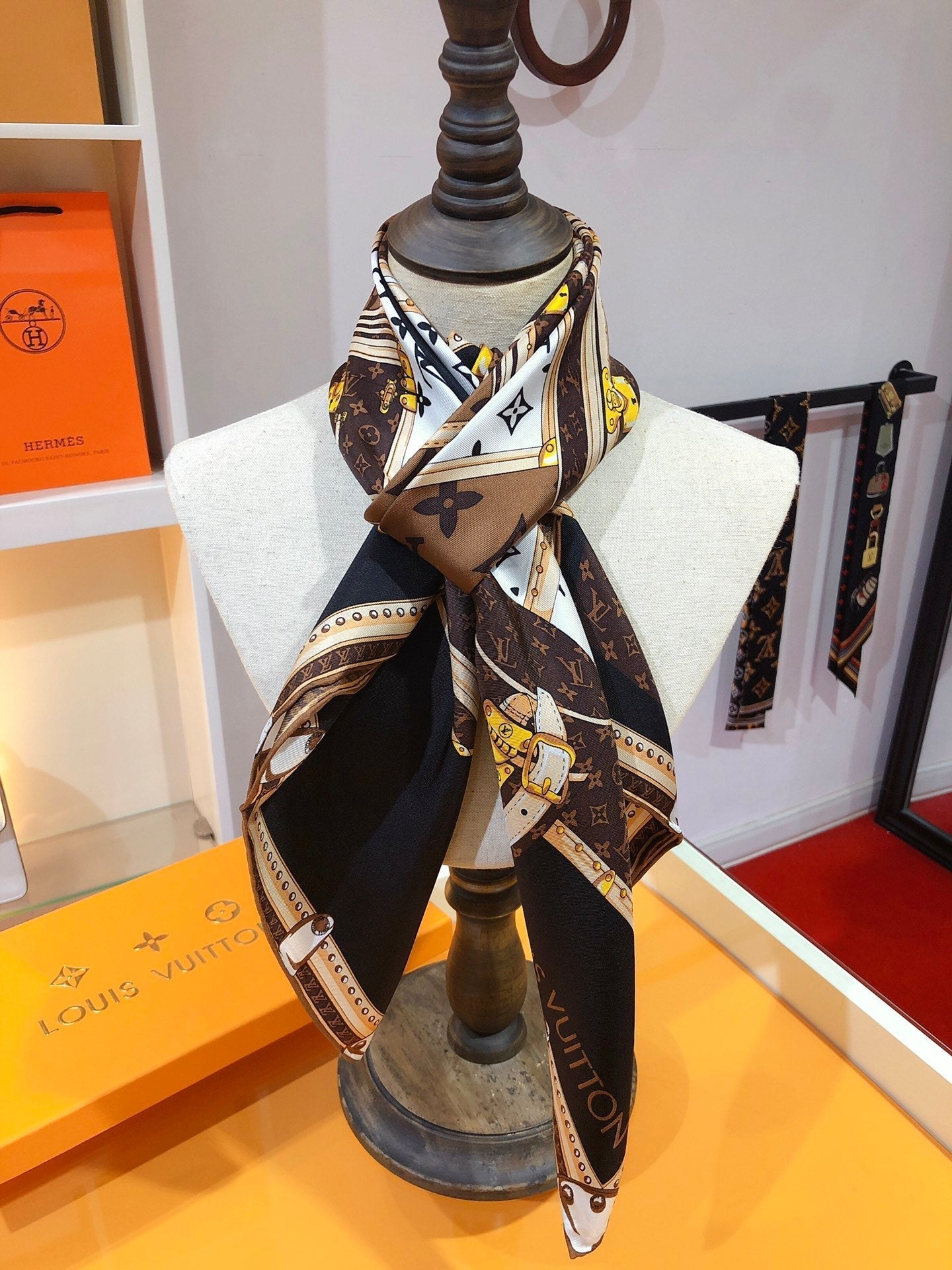 Square Scarf mysite