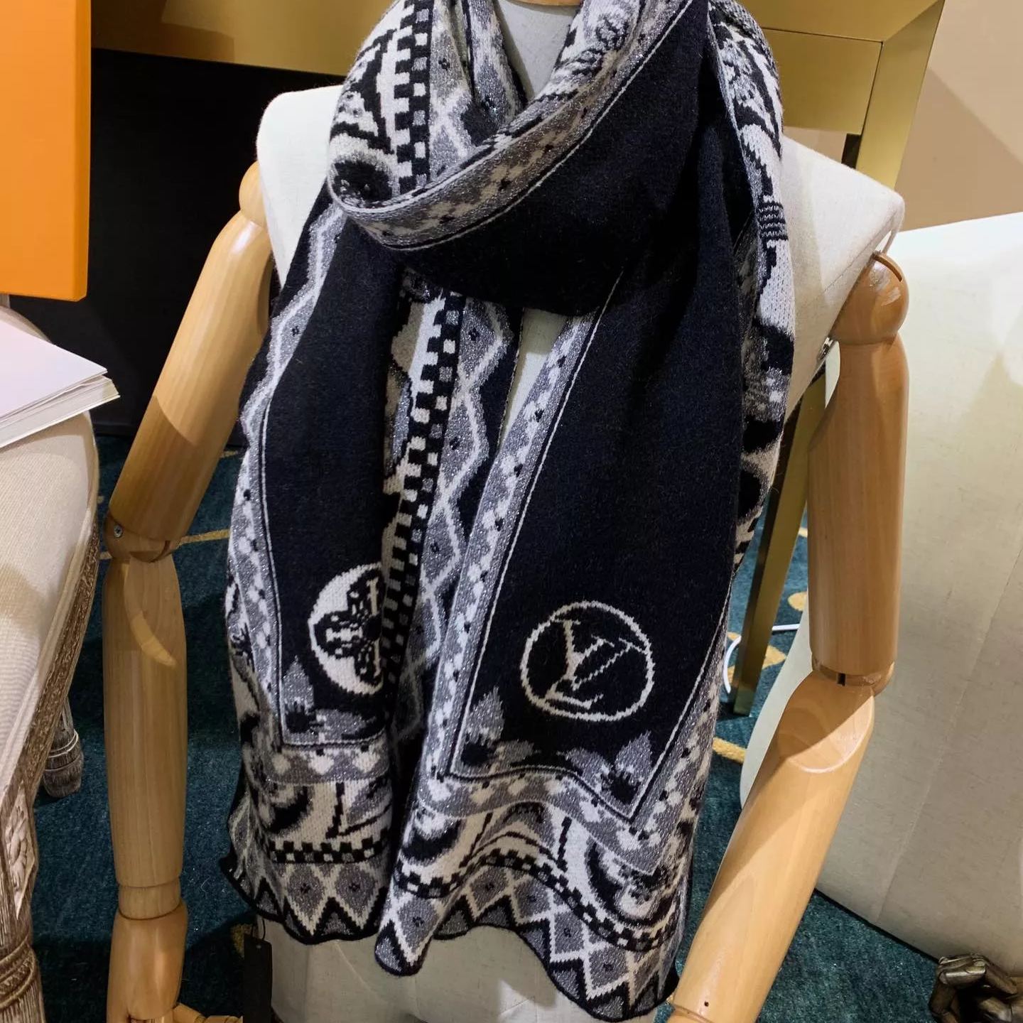 Unique Knit Pattern Cashmere Scarf mysite