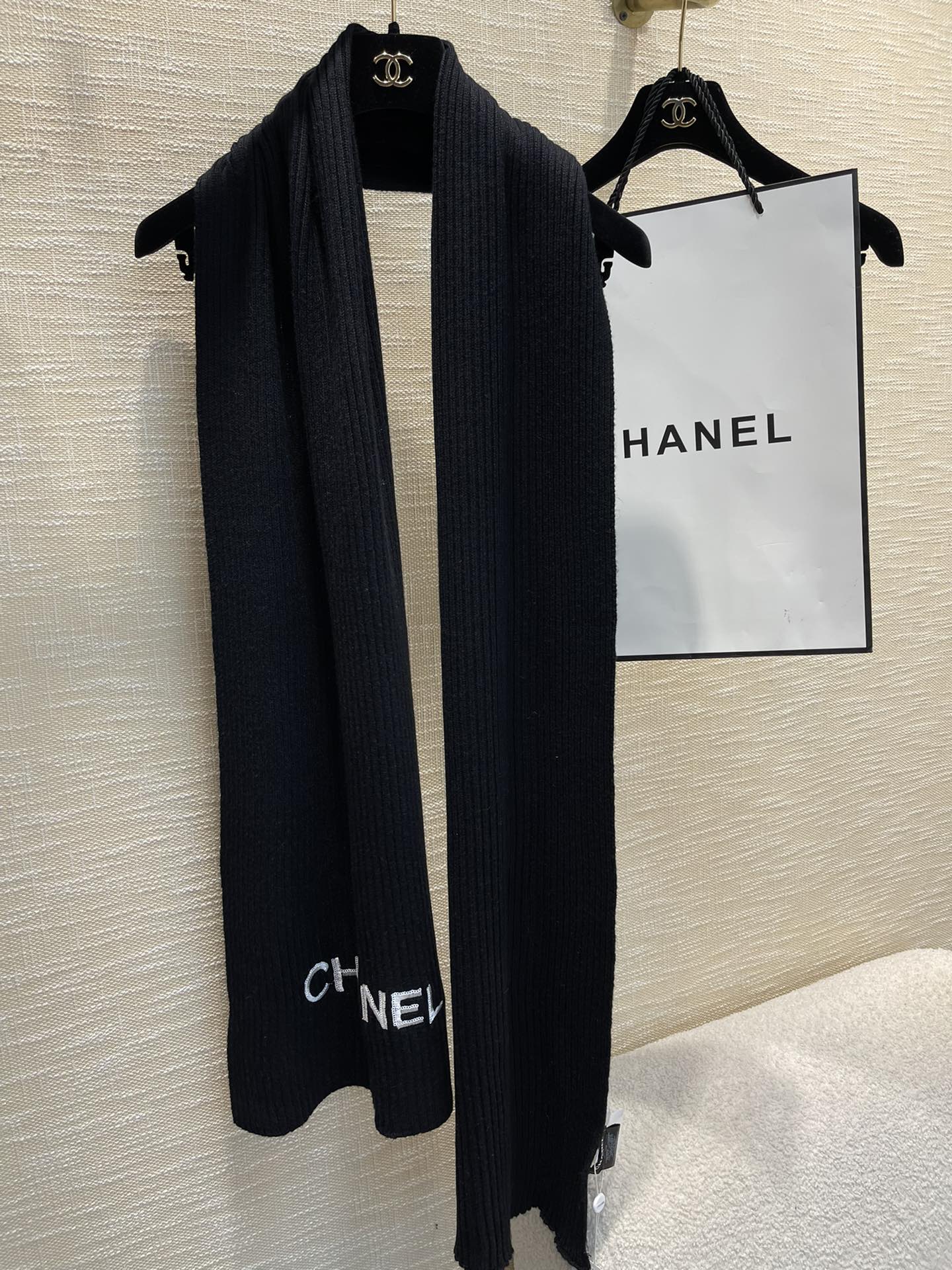 Cashmere Double Embroidered Vertical Knit Scarf mysite