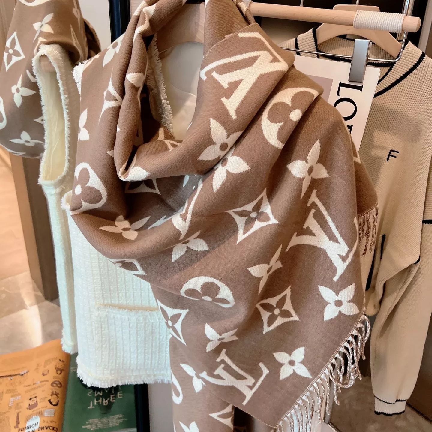 Simple Monogram Cashmere Fringed Scarf mysite