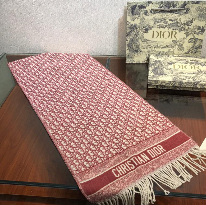 Versatile Monogram Jacquard Fringe Scarf mysite